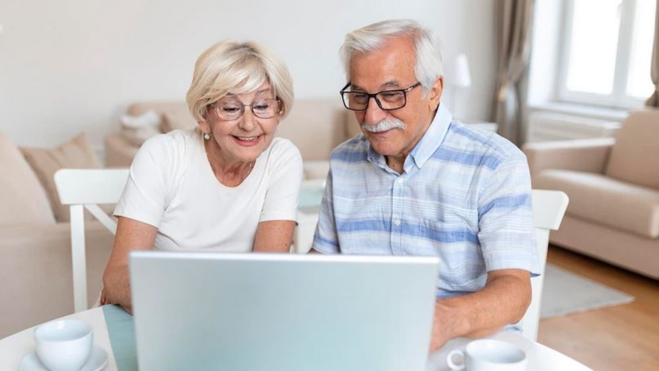 senior numérique