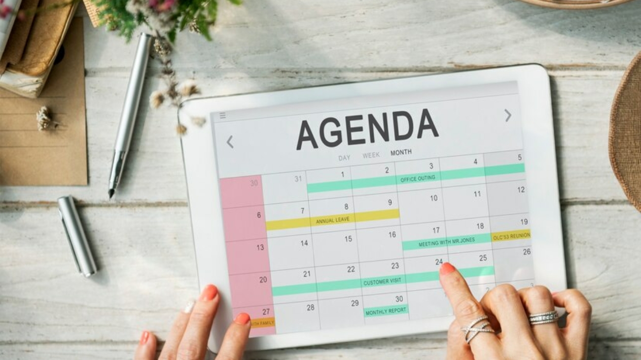 calendrier-ordre-du-jour-reunion-evenement-rappel-calendrier-concept-graphique_53876-124961